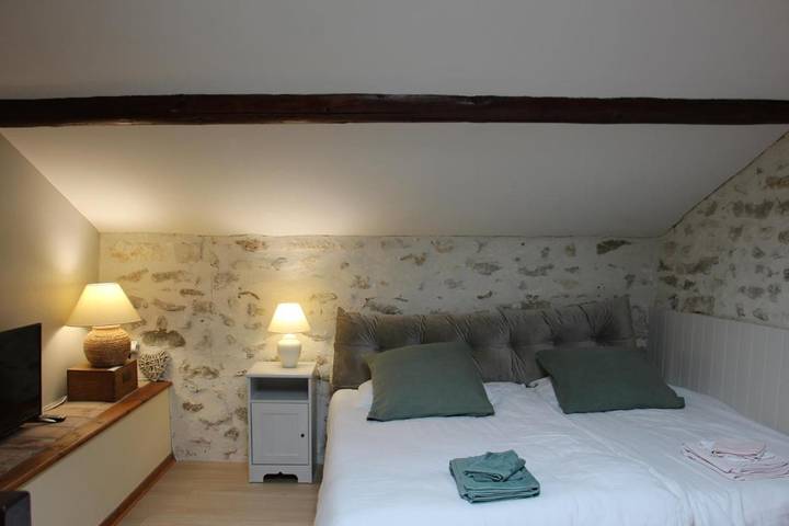 Location de vacances pour 4 personnes, avec piscine et jardin, adapté aux familles à Montségur-sur-Lauzon - 4