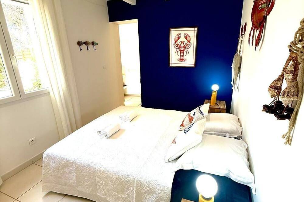 Bungalow 59 - Mini Villa on the beach \"feet in the water\" in Marina d'Oru, Ghisonaccia