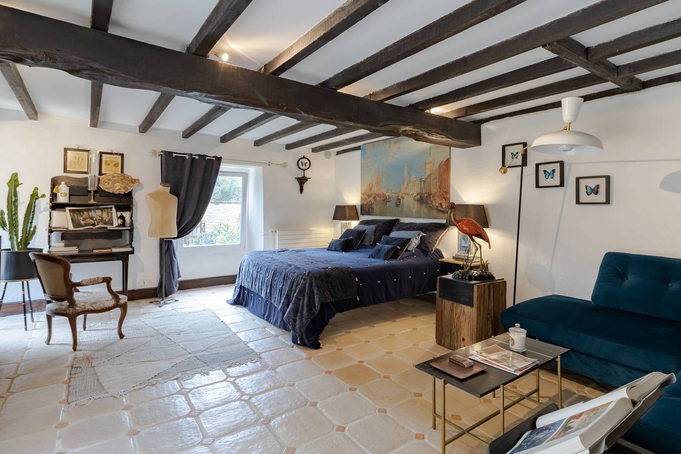 Chambre d’hôtes Libellule – Élégance bleue, piscine partagée et climatisation in Sarlat-la-Canéda, Périgord Noir