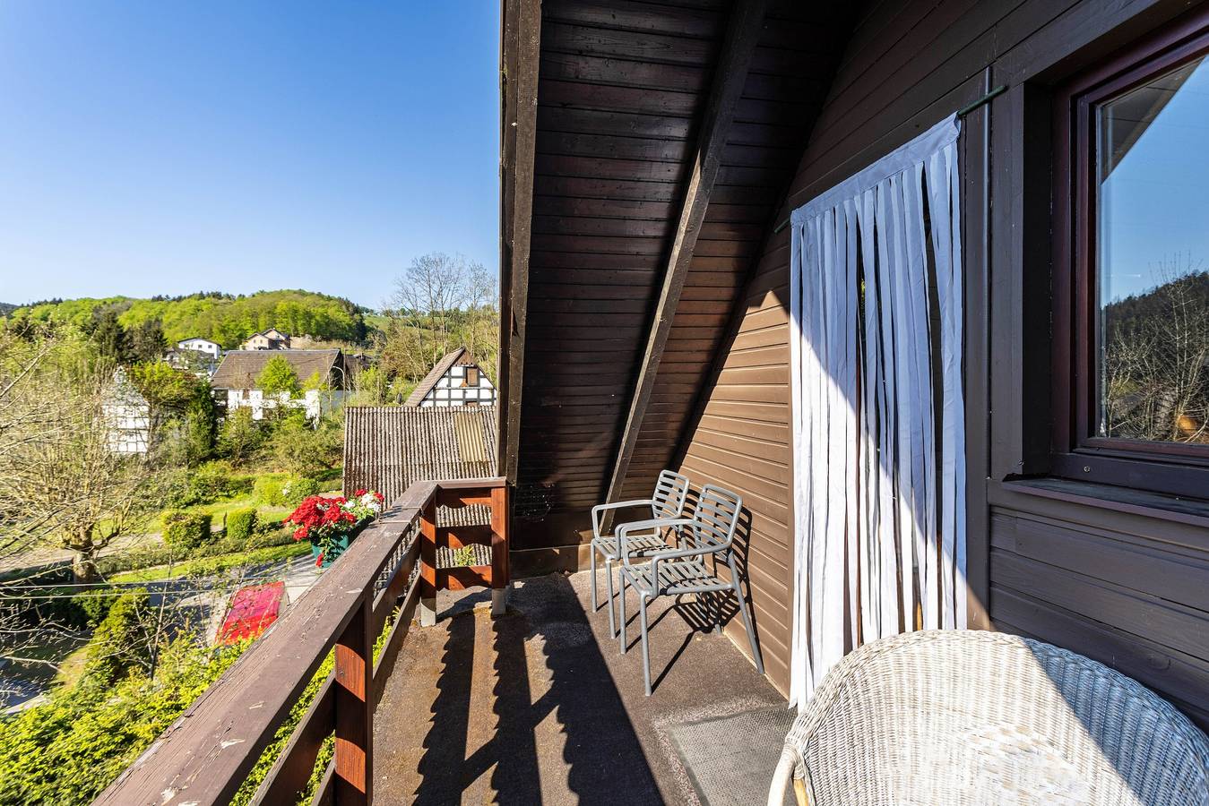 Feriendomizil 'Haus Waldesruh' mit Privatterrasse, Balkon und Wlan in Medebach, die Mittelgebirge