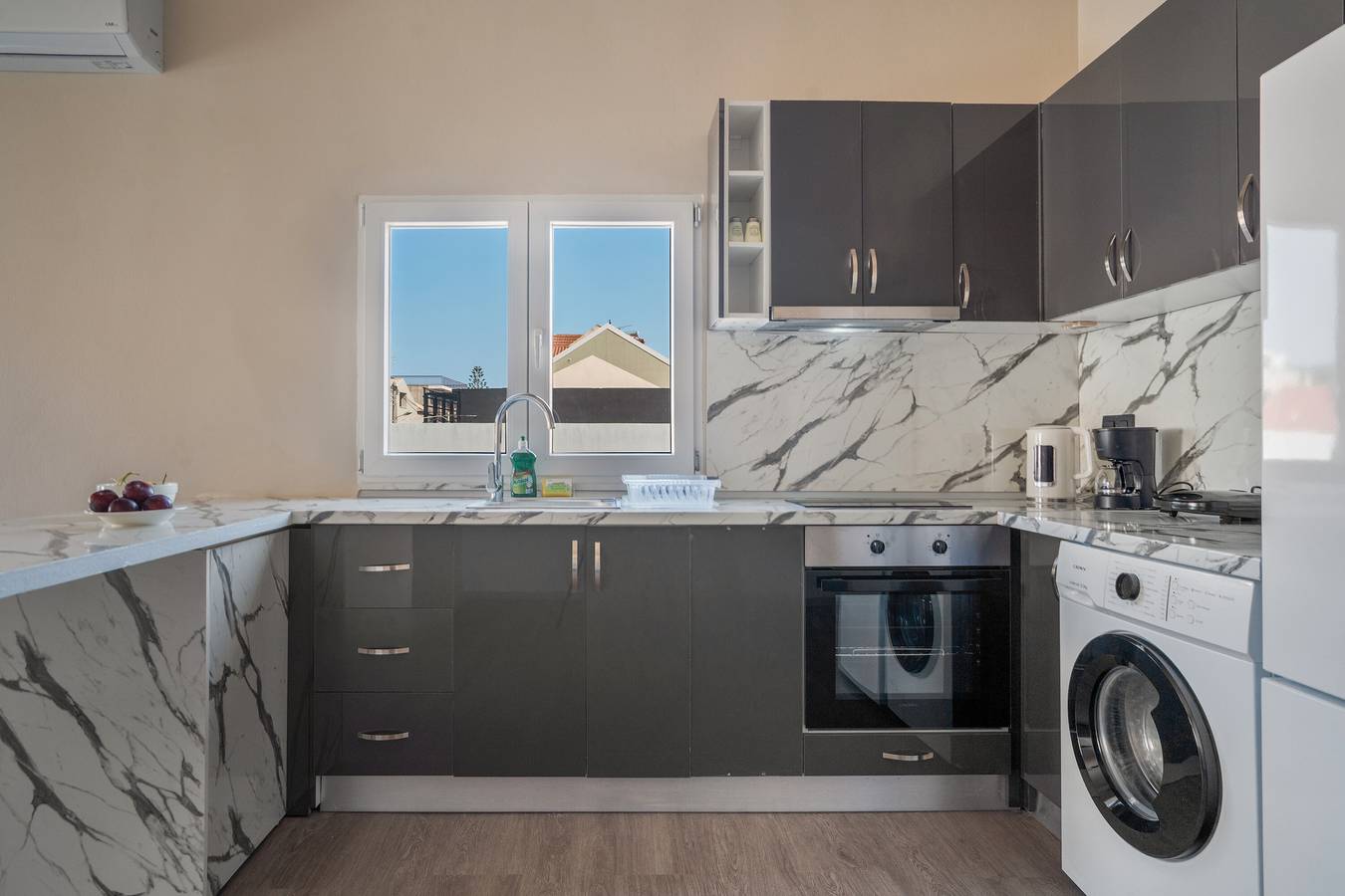 Ganze Wohnung, Apartment 'Sitemporon B' mit Balkon und Klimaanlage in Argostoli, Kefalonia
