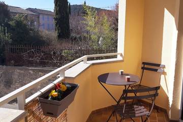 Appartement De Vacances pour 2 Personnes dans Vaison-la-Romaine, Parc naturel régional du Mont-Ventoux, Photo 1