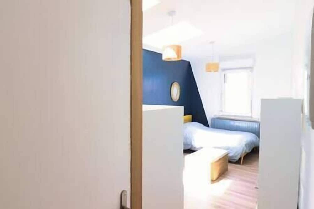 Entire apartment, Bright and fully equipped studio in Arras, Arras region