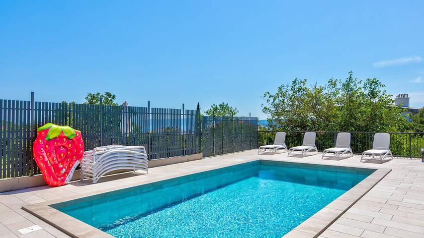 Ferienwohnung für 6 Personen, mit Terrasse und Pool in Crikvenica - 2