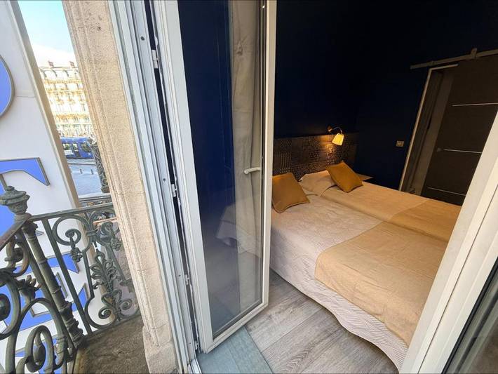 Hôtel pour 2 personnes, avec balcon et vue dans Office De Tourisme De Montpellier - 4