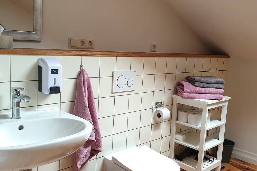 Ganze Wohnung, Bahnhof-Grombach, Apartment \"Fuchsbau\" nahe A6, Bad Rappenau und Therme Sinsheim in Bad Rappenau, Kraichgau