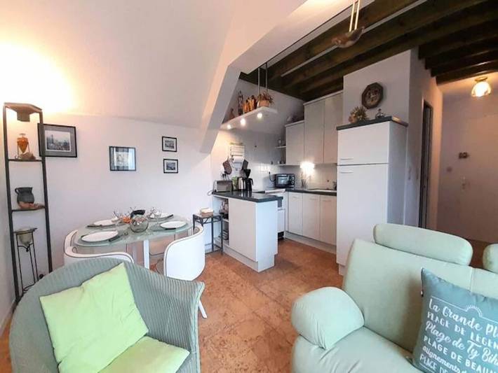 Gîte pour 4 personnes, avec balcon, adapté aux familles dans Plage Ty Bihan