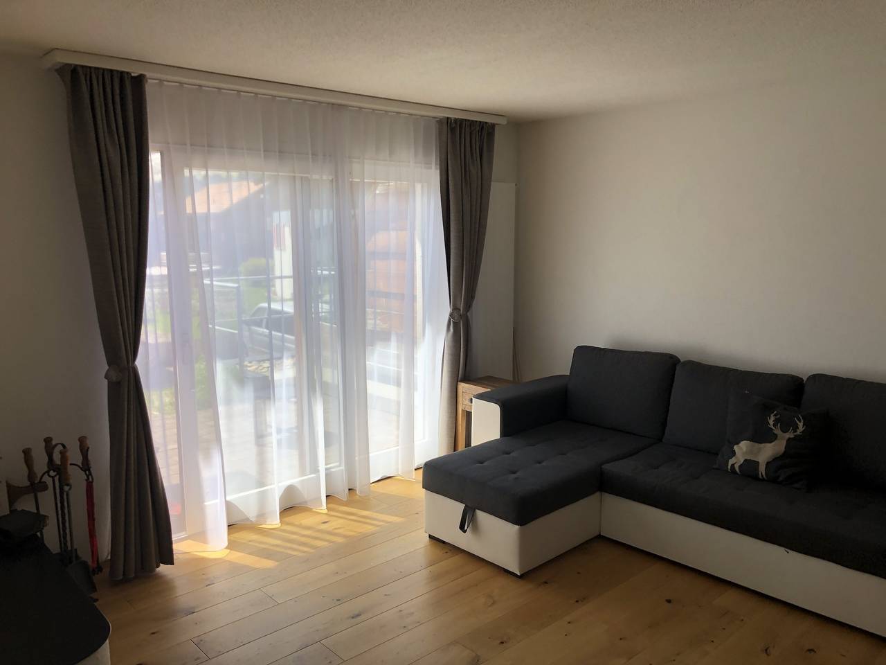 Entire holiday apartment, Renovated 3 Rooms Apartment in Ruschein near Laax in Ruschein, Alpenarena