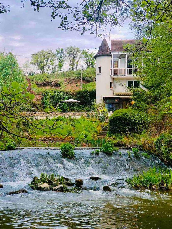 Gîte pour 6 personnes, avec jardin ainsi que terrasse et vue, animaux acceptés à Tendu