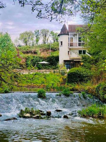 Gîte pour 6 personnes, avec jardin ainsi que terrasse et vue, animaux acceptés à Tendu