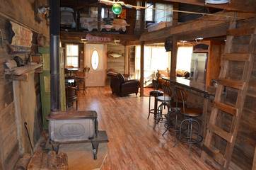 Lake House for 8 Guests in Ouachita National Forest, Oklahoma, Picture 4