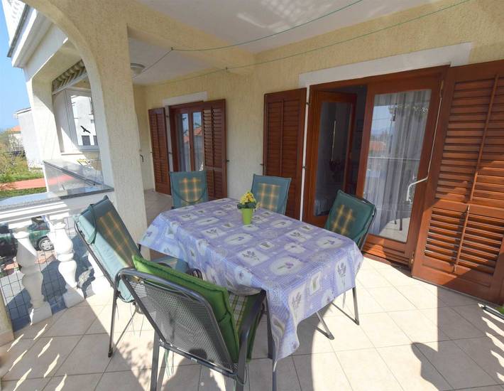 Ferienwohnung für 5 Personen, mit Terrasse auf Krk - 4
