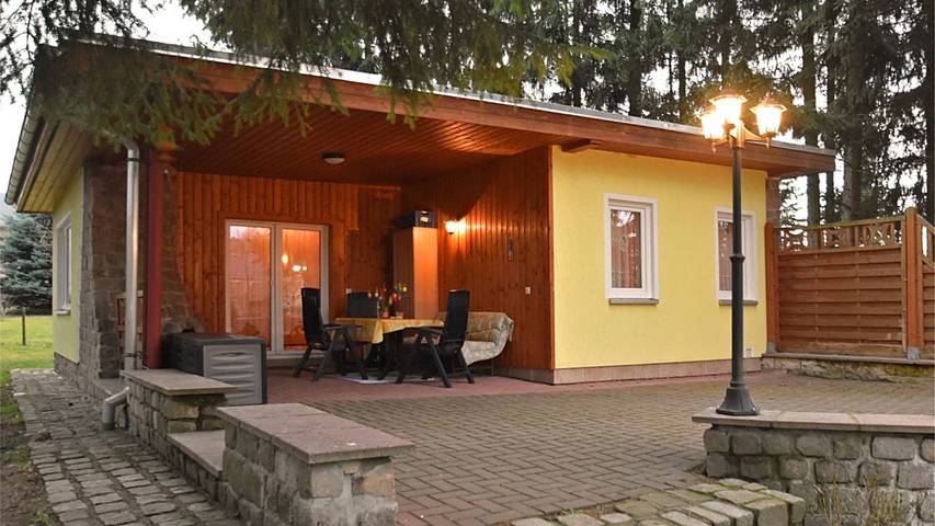 Ferienhaus für 2 Personen, mit Terrasse und Garten, mit Haustier in Falkenstein