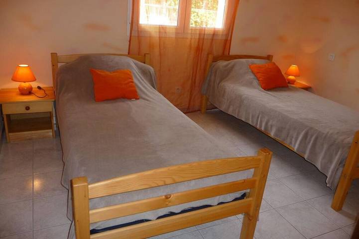 Location de vacances pour 4 personnes, avec piscine à Pinet (homonymie) - 4