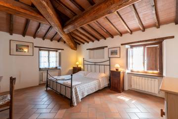 Agriturismo per 10 Persone in Cortona, Provincia di Arezzo, Foto 2