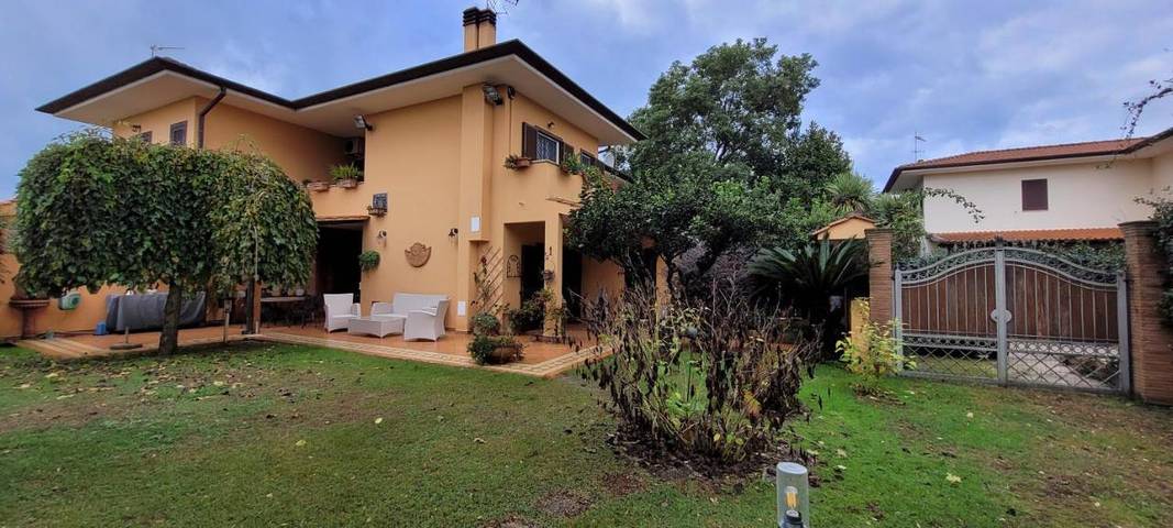 Villa per 4 persone, con giardino e panorama a Sabaudia (Italia)