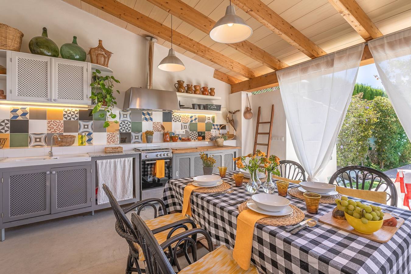 Maison de vacances Casa Gema avec vue sur les montagnes, piscine, Wi-Fi, jardin et terrasse ; stationnement dans la rue disponible in Selva, Majorque l'intérieur des terres