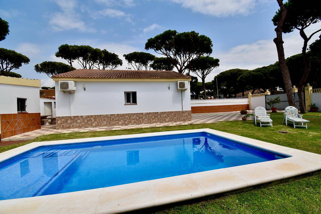 Villa A Levante in La Barrosa, Chiclana de la Frontera