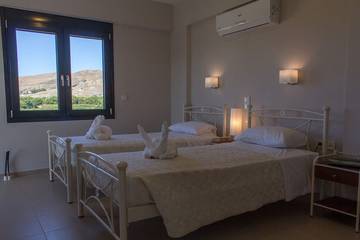 Villa for 6 People in Lesbos, Photo 4