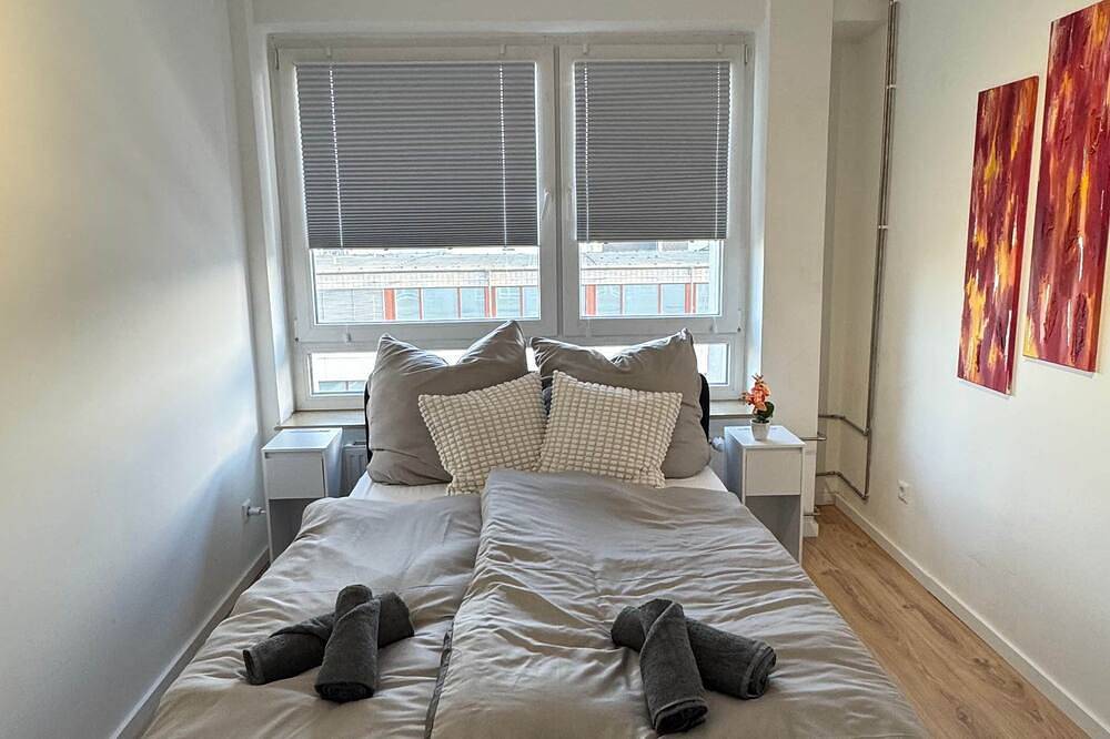 Ganze Wohnung, Zentrale helle 2-Zimmer Wohnung mit modernem Flair in Salzgitter, Braunschweig und Umgebung