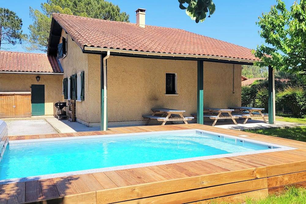 L'Oree De La Plage *Heated swimming pool *Pétanque *Ping Pong *Bicycles in Vieux-Boucau-les-Bains, Côte d’Argent