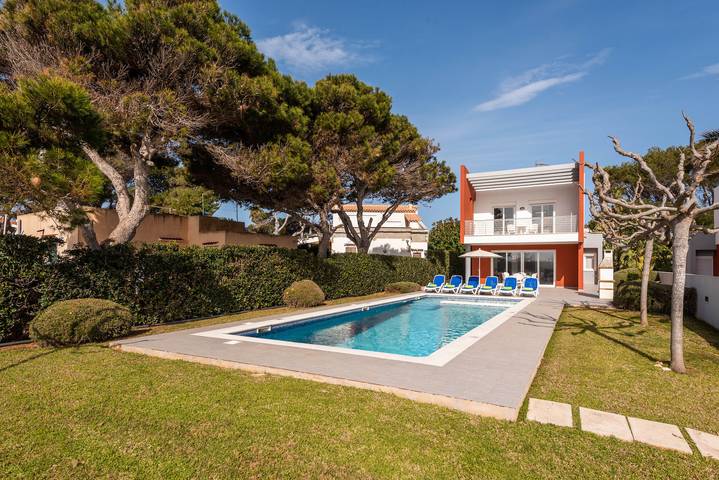 Location de vacances pour 5 personnes, avec jardin et terrasse à Cala en Bosc - 3