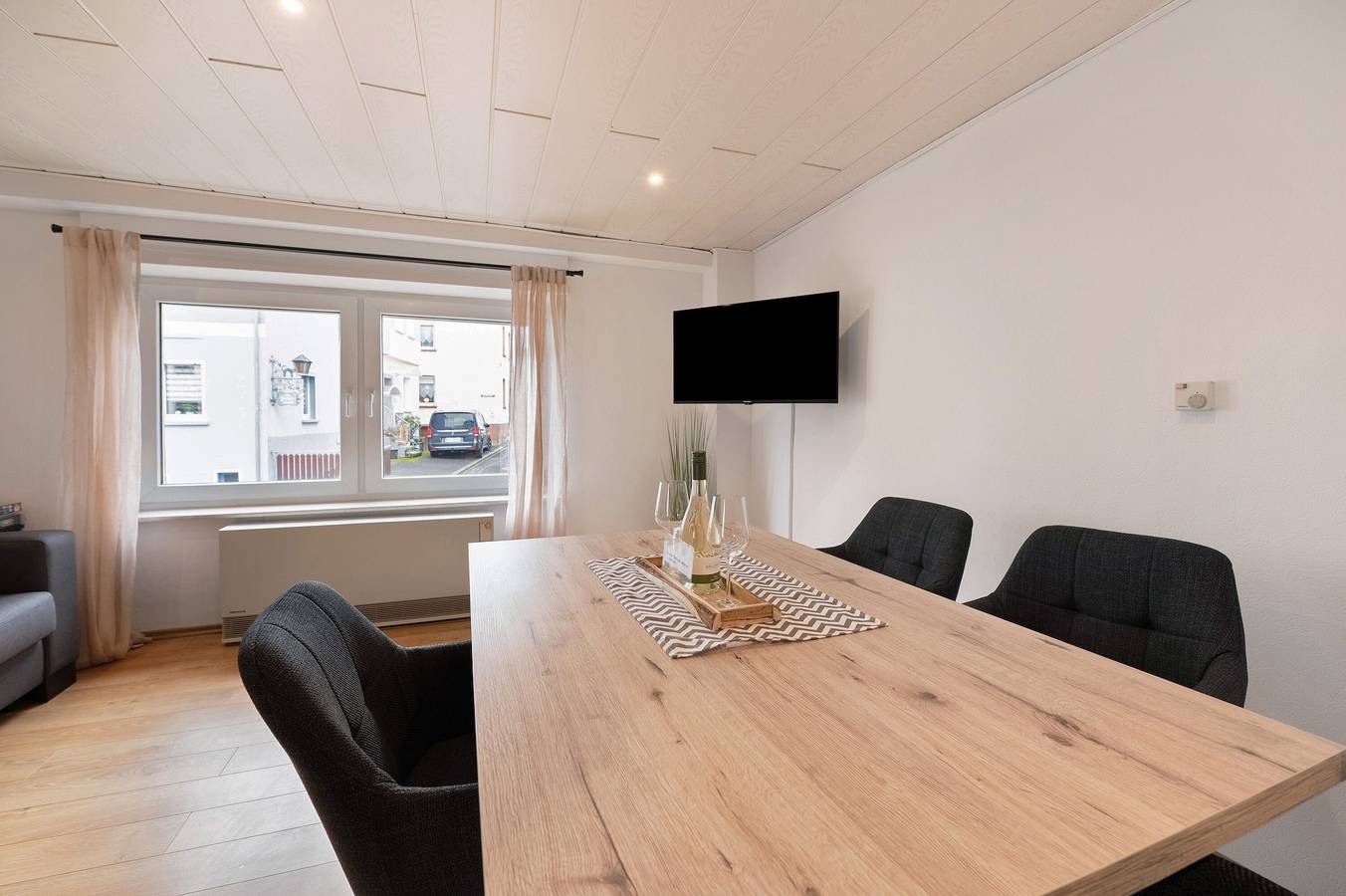 Ganze Wohnung, Ferienwohnung 'Kaamter Ferkelsmarkt' mit Wi-Fi in Zell Stadt (Mosel), Zell (Mosel)
