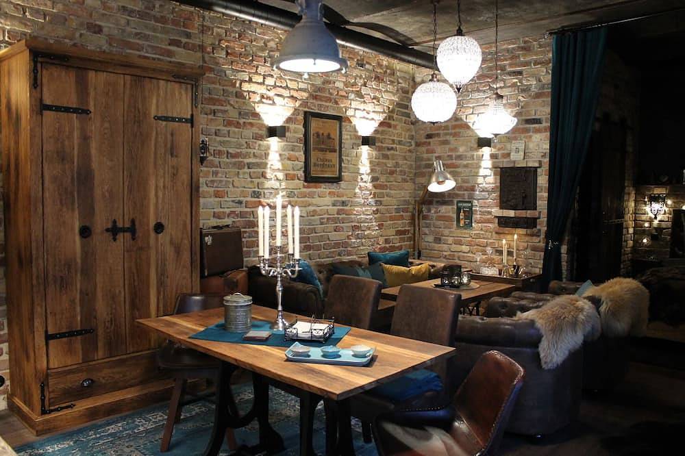 Ganze Wohnung, Friendly Home - Appartement \"Old Bakery\" - Köln - Messe - Bonn - Phantasialand in Bornheim/Brenig, Bornheim