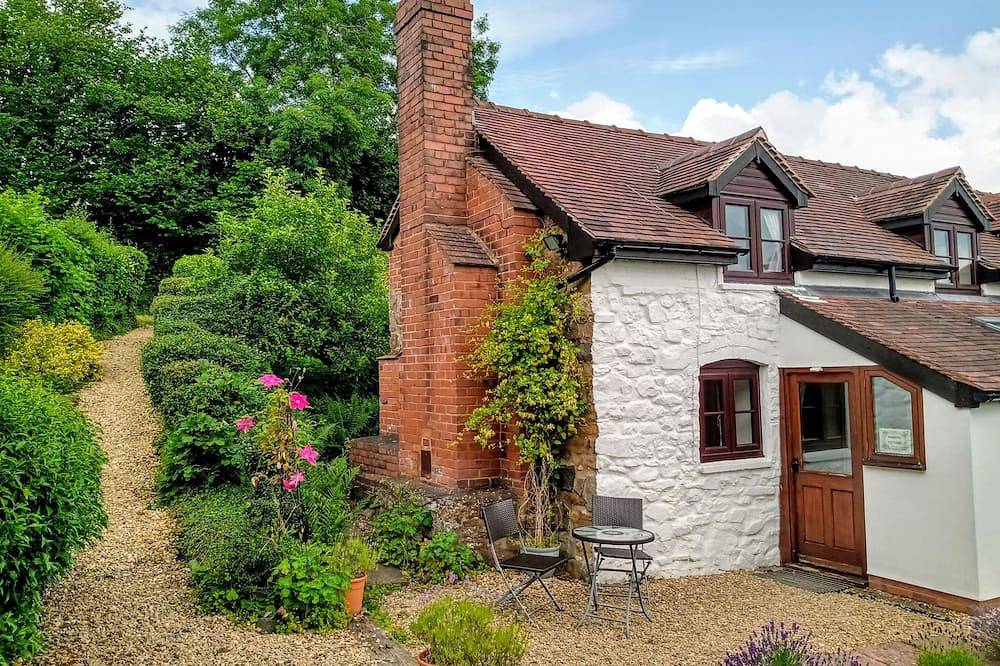 Schönes und ruhiges ländliches Refugium für zwei Personen in der Nähe von Ludlow mit atemberaubender Aussicht in Shropshire