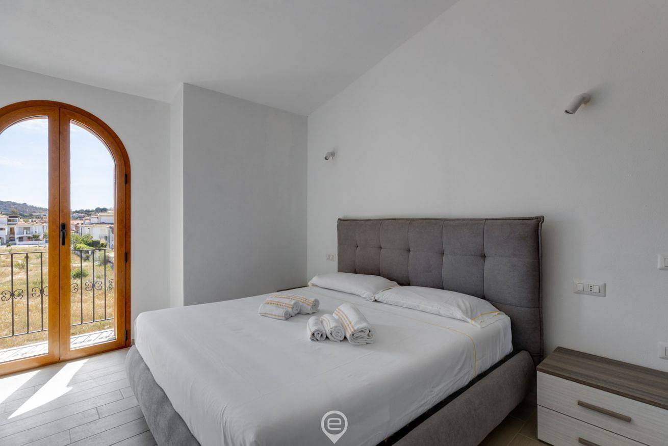 Ganze Wohnung, Ferienwohnung für 4 Personen mit Balkon/Terrasse in Arbatax, Tortolì