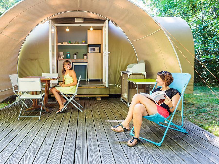Flower Camping Le Soleil des Bastides - Tente 4 personnes - Coco Sweet 16m² 4 pers in Cahuzac-sur-Vère, Région d'Albi