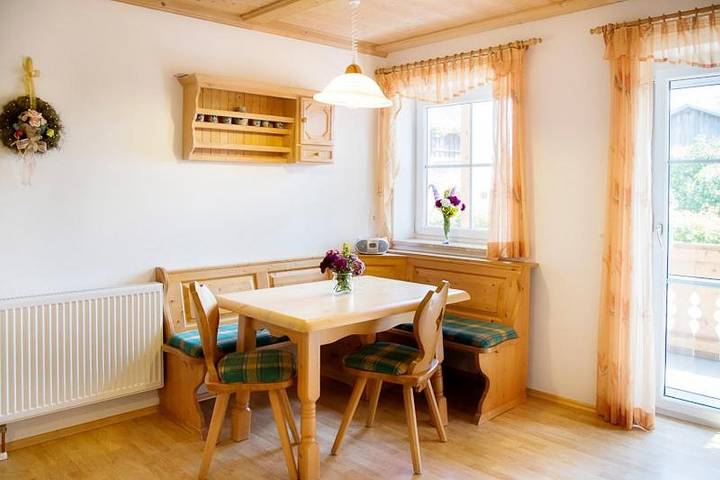 Ferienwohnung für 4 Personen, mit Terrasse und Ausblick, mit Haustier in Kirchberg im Wald - 2