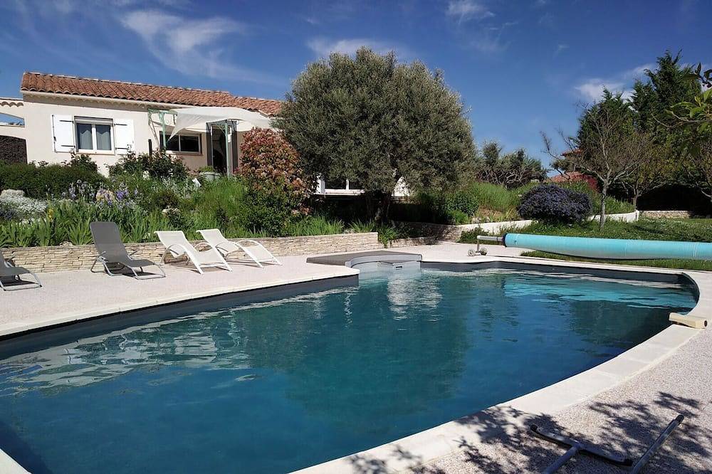 Wunderschönes Haus im Herzen des Luberon in Reillanne, Regionaler Naturpark Luberon