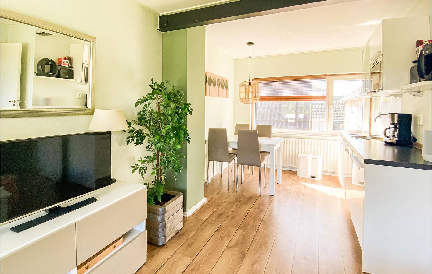 Ganze Ferienwohnung, Ferienwohnung für 4 Personen mit Terrasse in Zoutelande, Walcheren