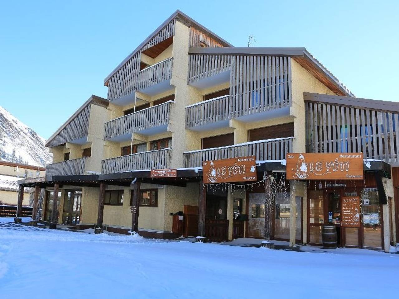 Ganze Wohnung, Studio-Kabine an den Pisten, Balkon, Parkplatz, Haustiere erlaubt in Auris, Nationalpark Écrins