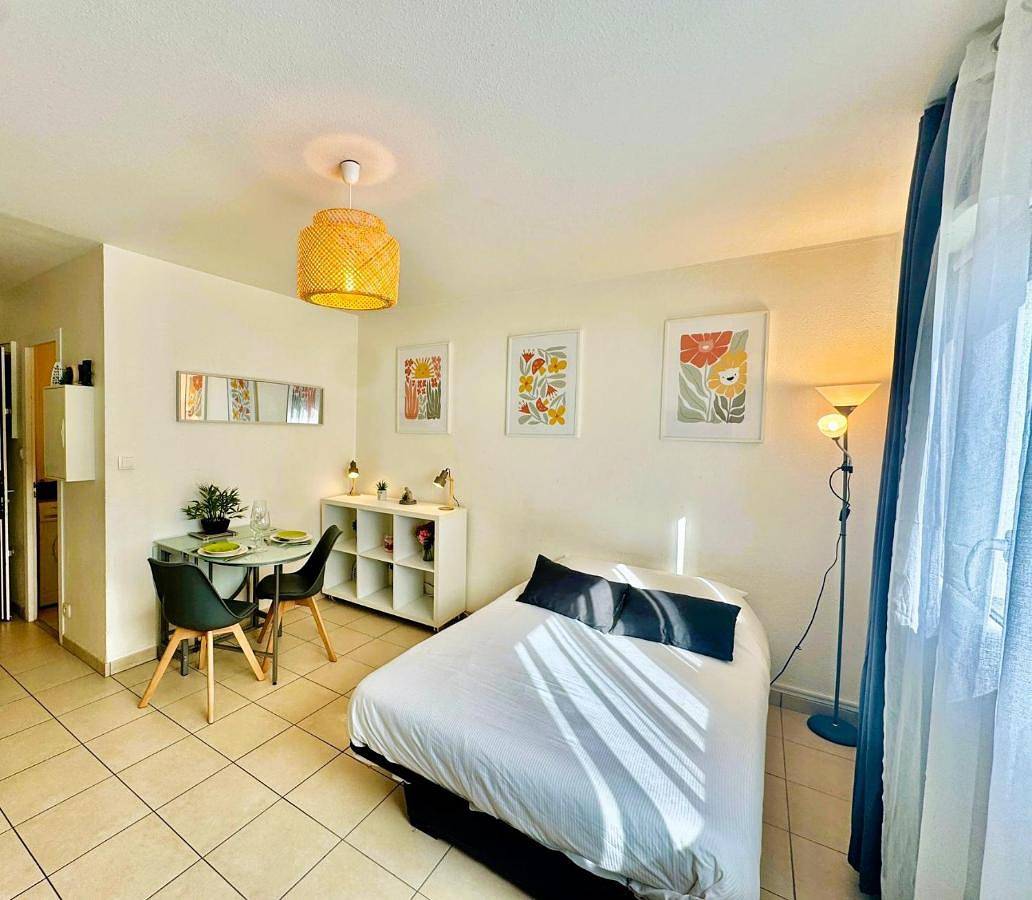 Appartement entier, One-Bedroom Apartment in Saint-Julien-en-Genevois, Région de Saint-Julien-en-Genevois