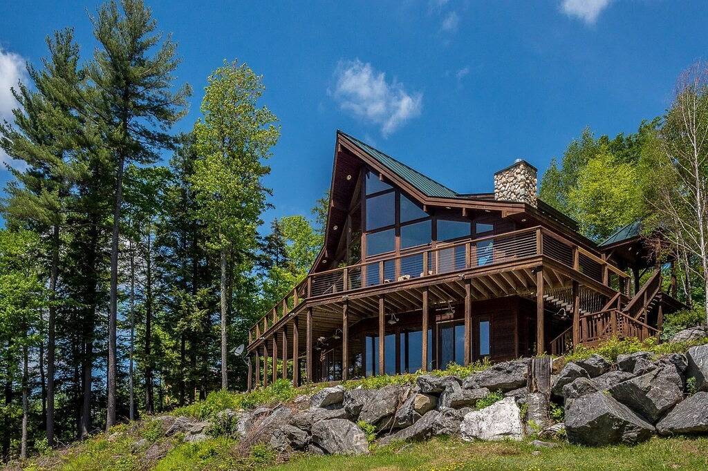 The Ridge House-Modern Chalet! Spectacular Slope Views in Newry, Sunday River