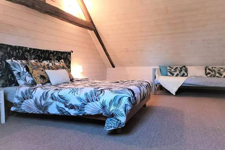 Location de vacances pour 5 personnes, avec terrasse et piscine à Condat-sur-Ganaveix - 3