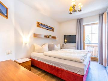 Vakantiehuis voor 8 Personen in Ramsau im Zillertal, Bezirk Schwaz, Afbeelding 1