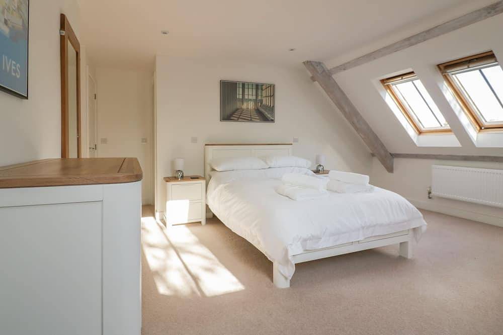 Stores & Supplies, family friendly in Bodmin in Bodmin, Cornwall