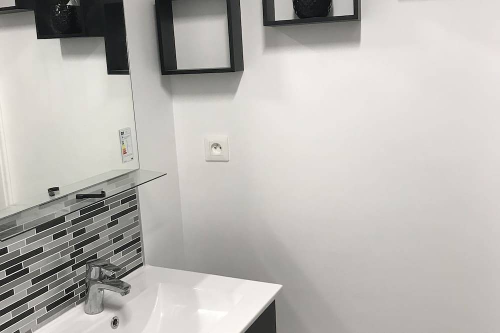 Apartamento entero, Studio de la Tour des rondes - comfortable, central location in Lavaur, Región de Castres