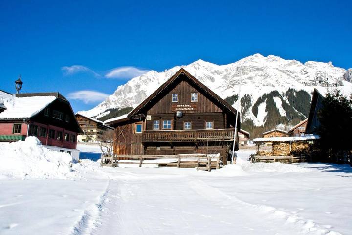 Ferienhaus für 4 Personen, mit Ausblick und Balkon