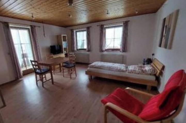 Ganze Wohnung, Ihr Zuhause auf Zeit inmitten ländlicher Idylle in Rot an der Rot, Landkreis Biberach