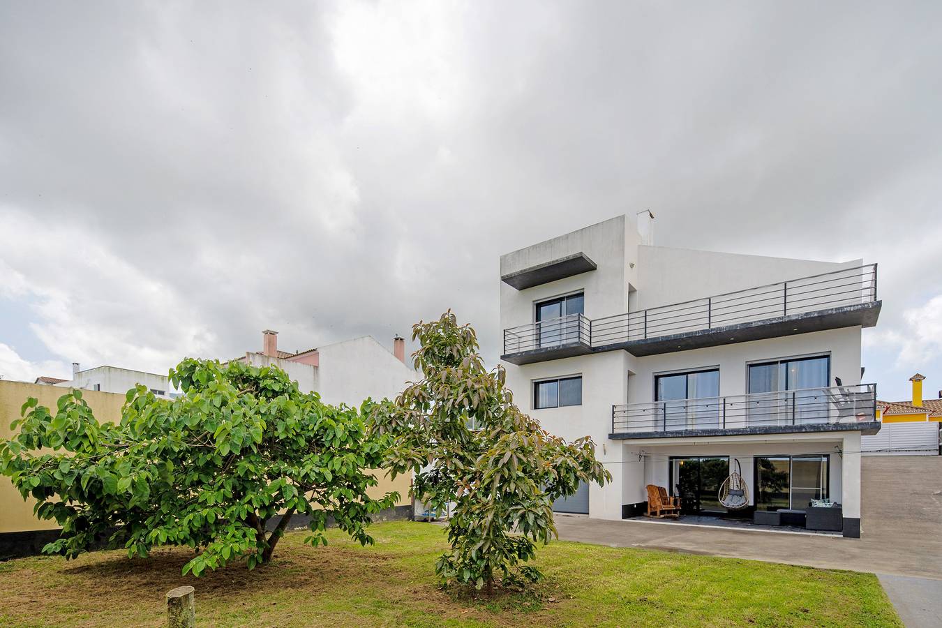 Casa de férias 'Orquidea' com vista para a montanha, terraço privado e acesso Wi-Fi in São Miguel Island, Santa Bárbara (Ribeira Grande)