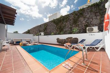 Cheap Villa for 6 People in Mojones, Tías, Photo 3