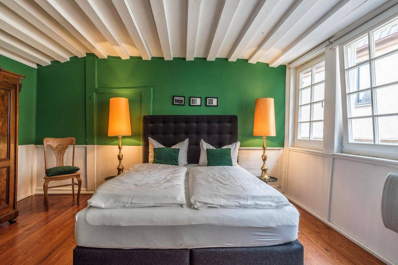 Geheel vakantieappartement, Privatzimmer in bester Altstadtlage in Tübingen, Neckar-Alb