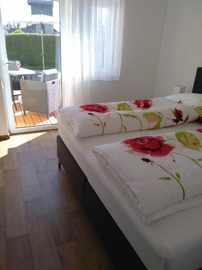 Ferienwohnung für 2 Personen, mit Terrasse und Ausblick in Riegersburg