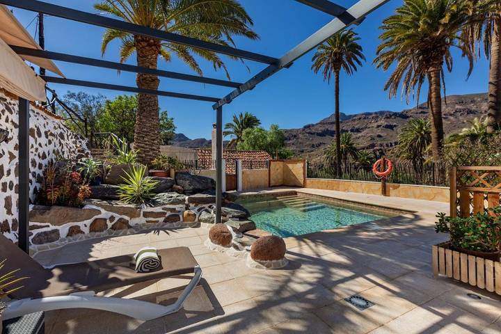 Casa rural para 2 personas, con piscina además de vistas y jardín en Santa Lucía de Tirajana