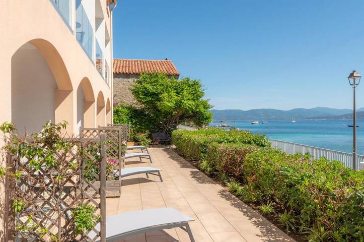 Hôtel pour 2 personnes, avec jardin ainsi que terrasse et vue, animaux acceptés à Belvédère-Campomoro - 3