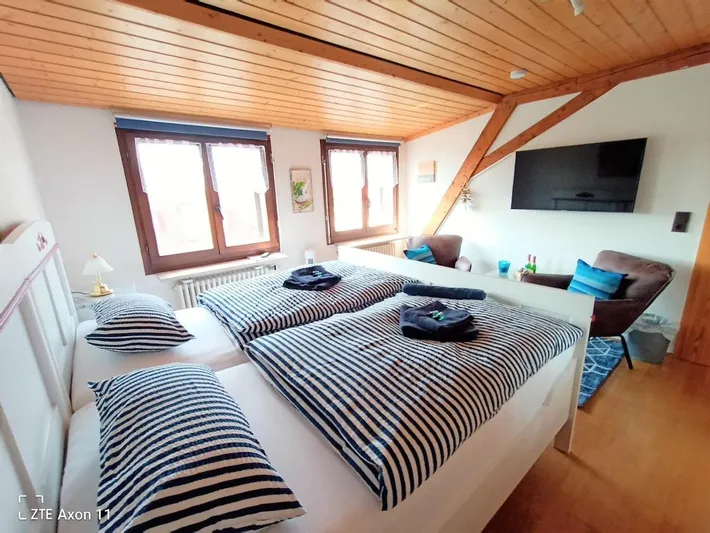 Ferienwohnung für 4 Personen, mit Ausblick und Balkon - 1